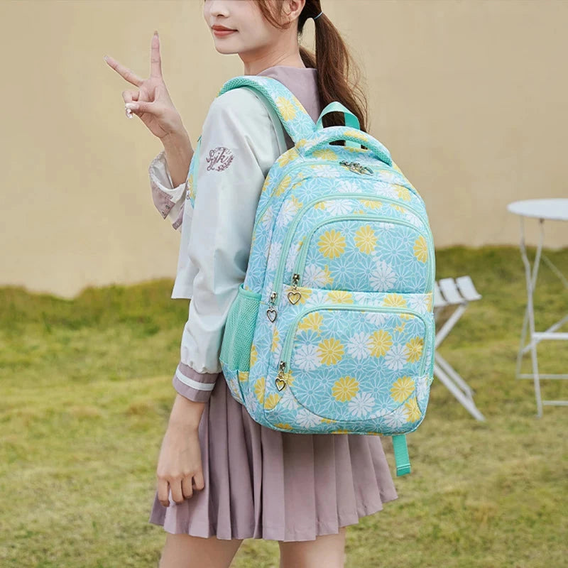 Mochila Escolar Estojo Lancheira com Flores