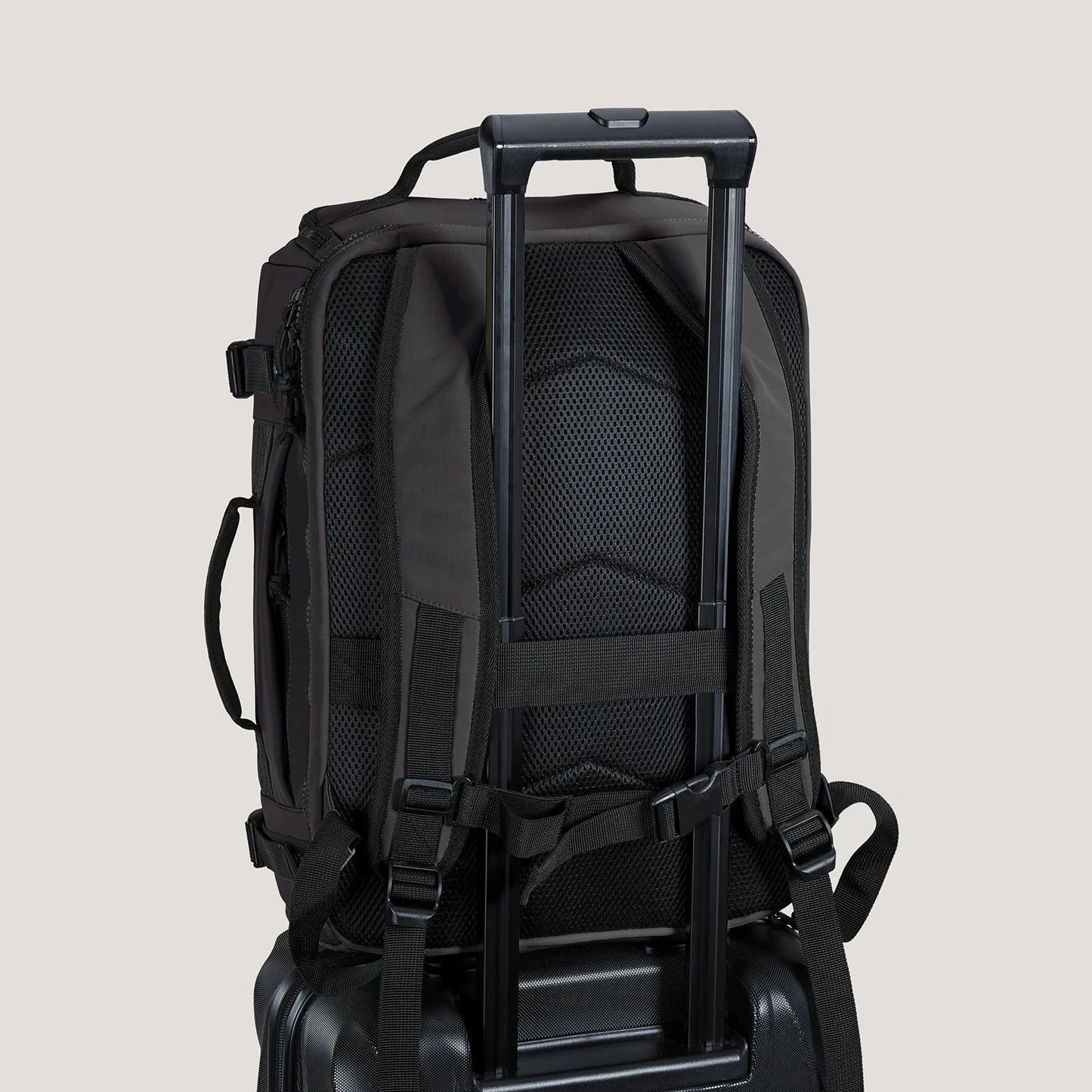 Mochila Feminina de Viagem aviao preta