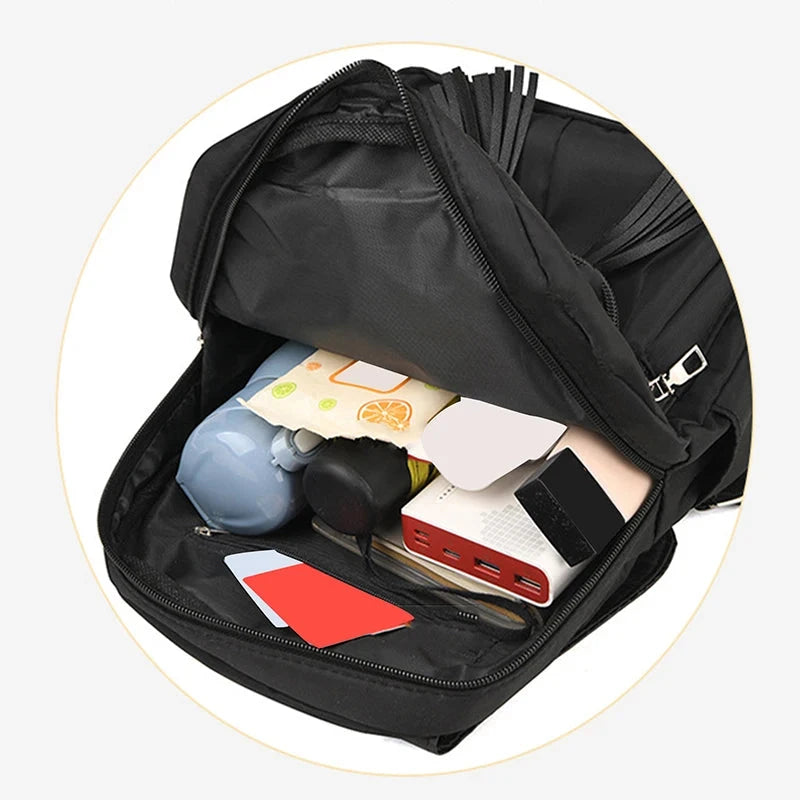 mochila feminina preta pequena