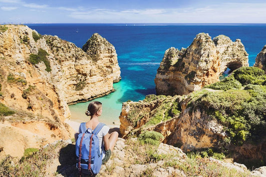 O Que Levar na Mochila para a Praia? Lista Completa e Dicas Essenciais