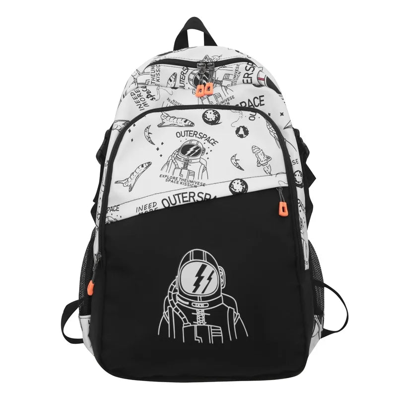 mochila escolar de rapaz astronauta 