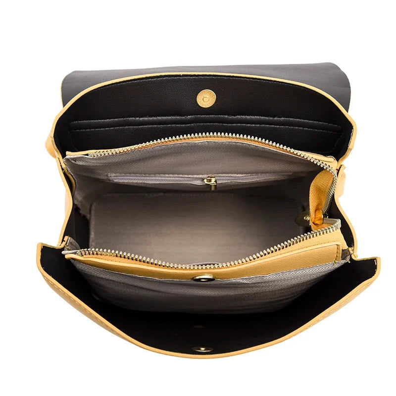 Mochila Senhora Elegante com Aba