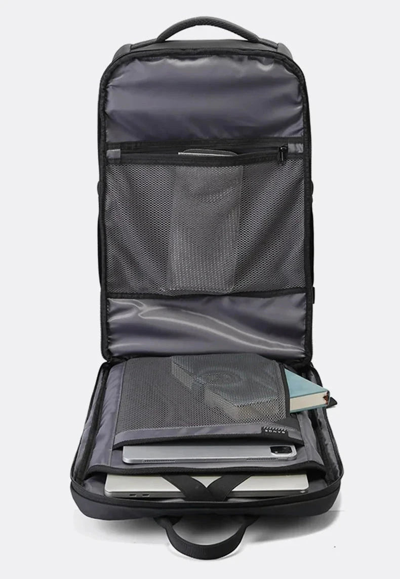 Grande Mochila de Viagem Masculina pc