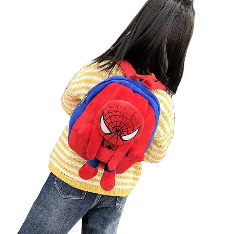 Mochila do Homem Aranha Peluche