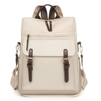 Mochila Elegante com Fivelas Decorativas