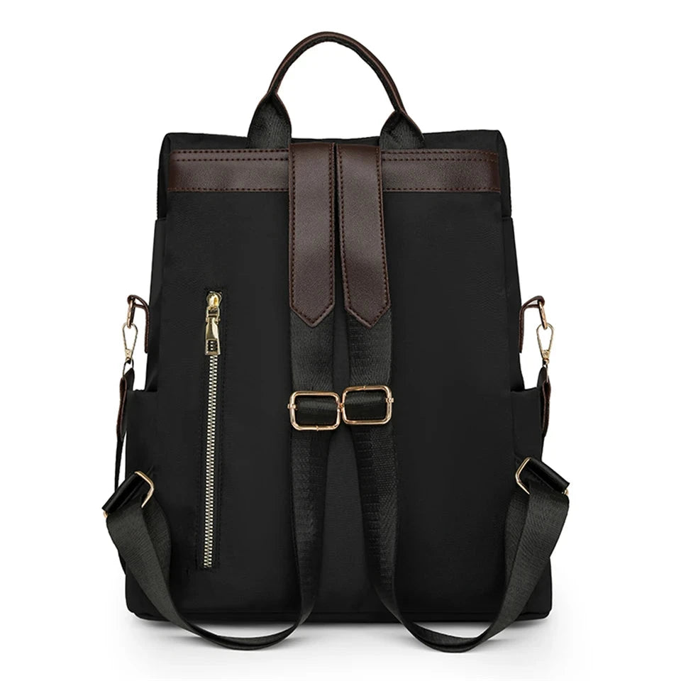 Mochila Elegante Fivelas