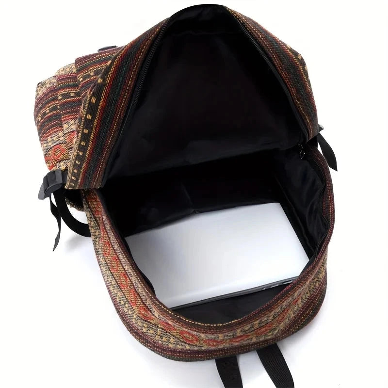 mochila com estampa etnica