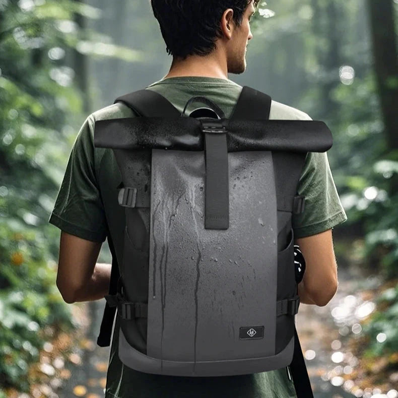 Mochila Impermeável Roll-Top homem