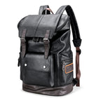 Mochila Masculina Grande com Aba e Fivelas