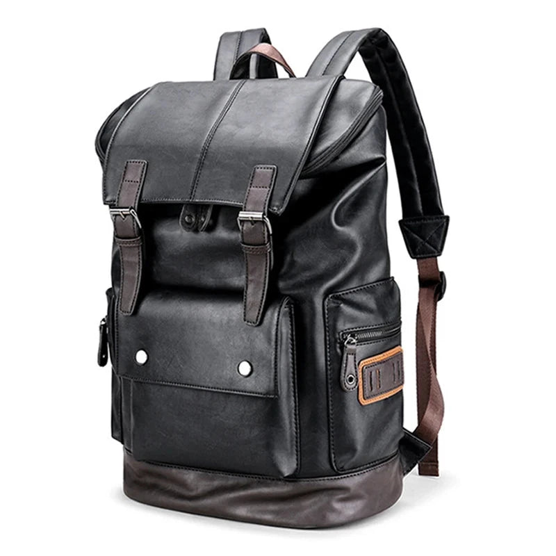 Mochila Masculina Grande com Aba e Fivelas