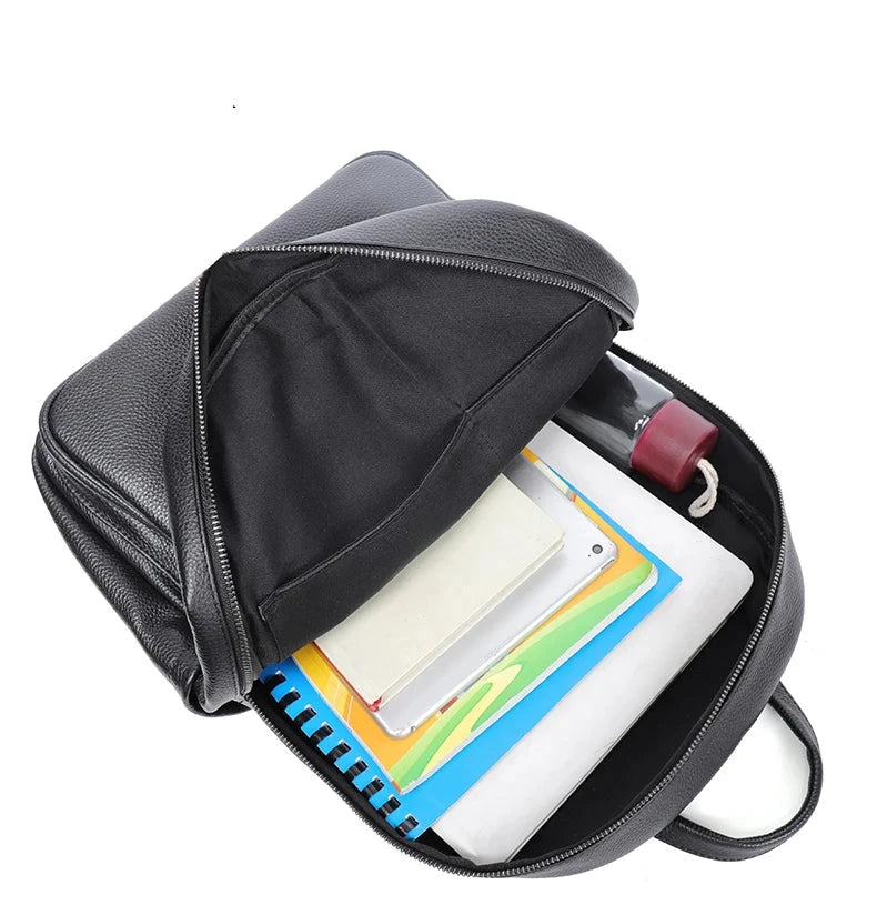 Mochila em Pele Preta