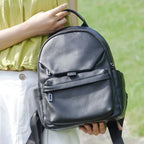 Pequena Mochila em pele Feminina mulher