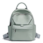 Pequena Mochila em Couro Feminina
